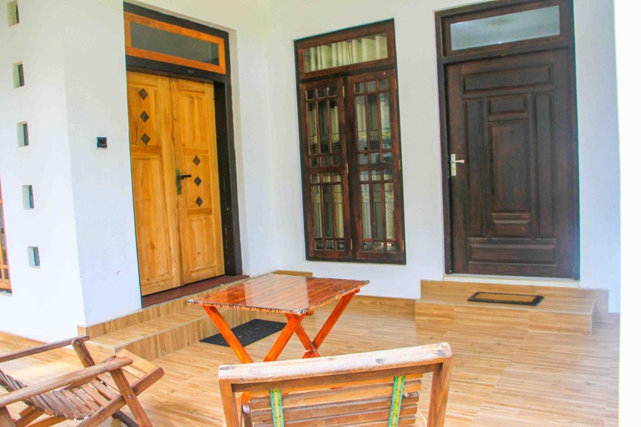 Miracle Home Stay 담불라 외부 사진