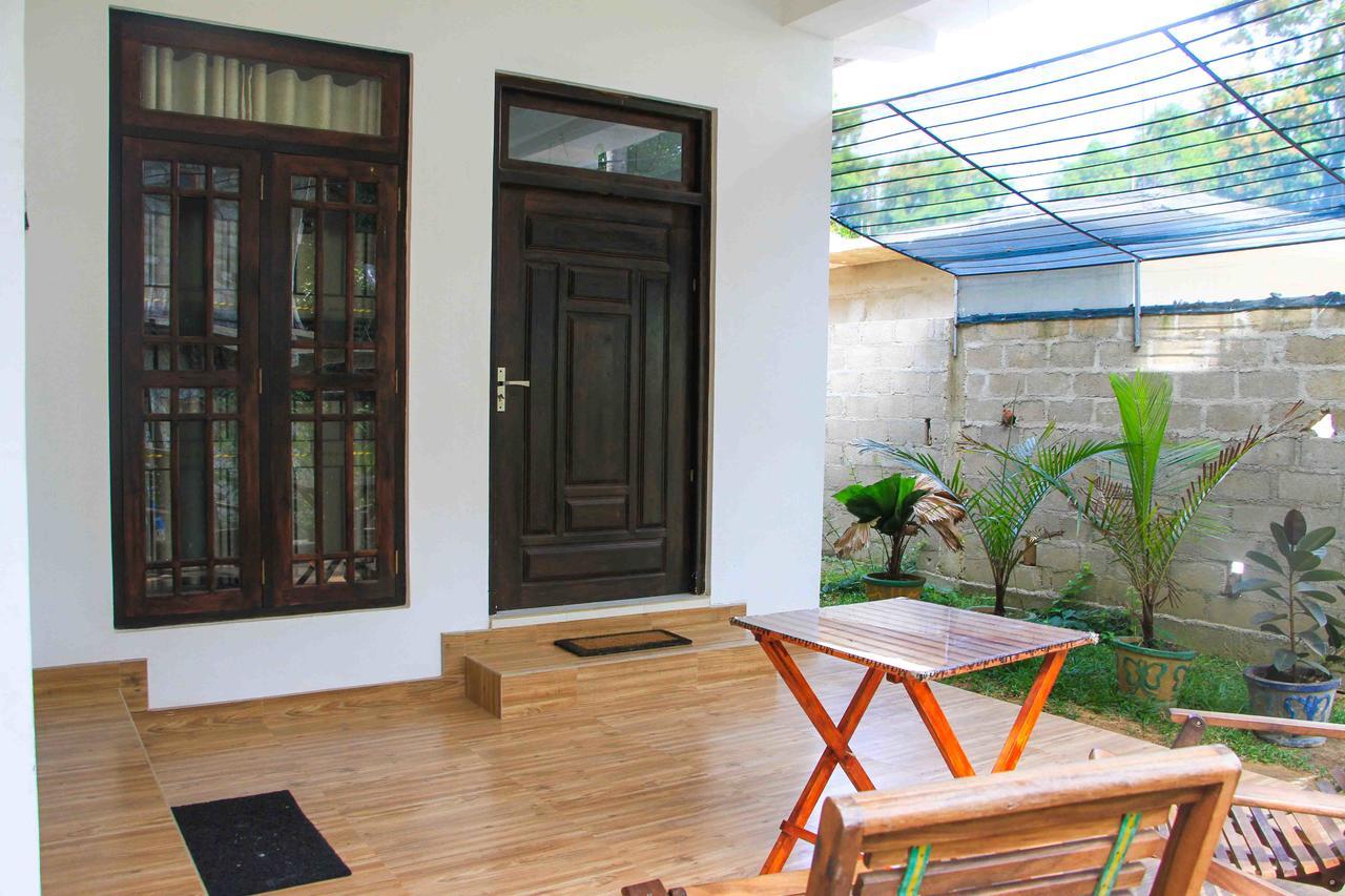 Miracle Home Stay 담불라 외부 사진